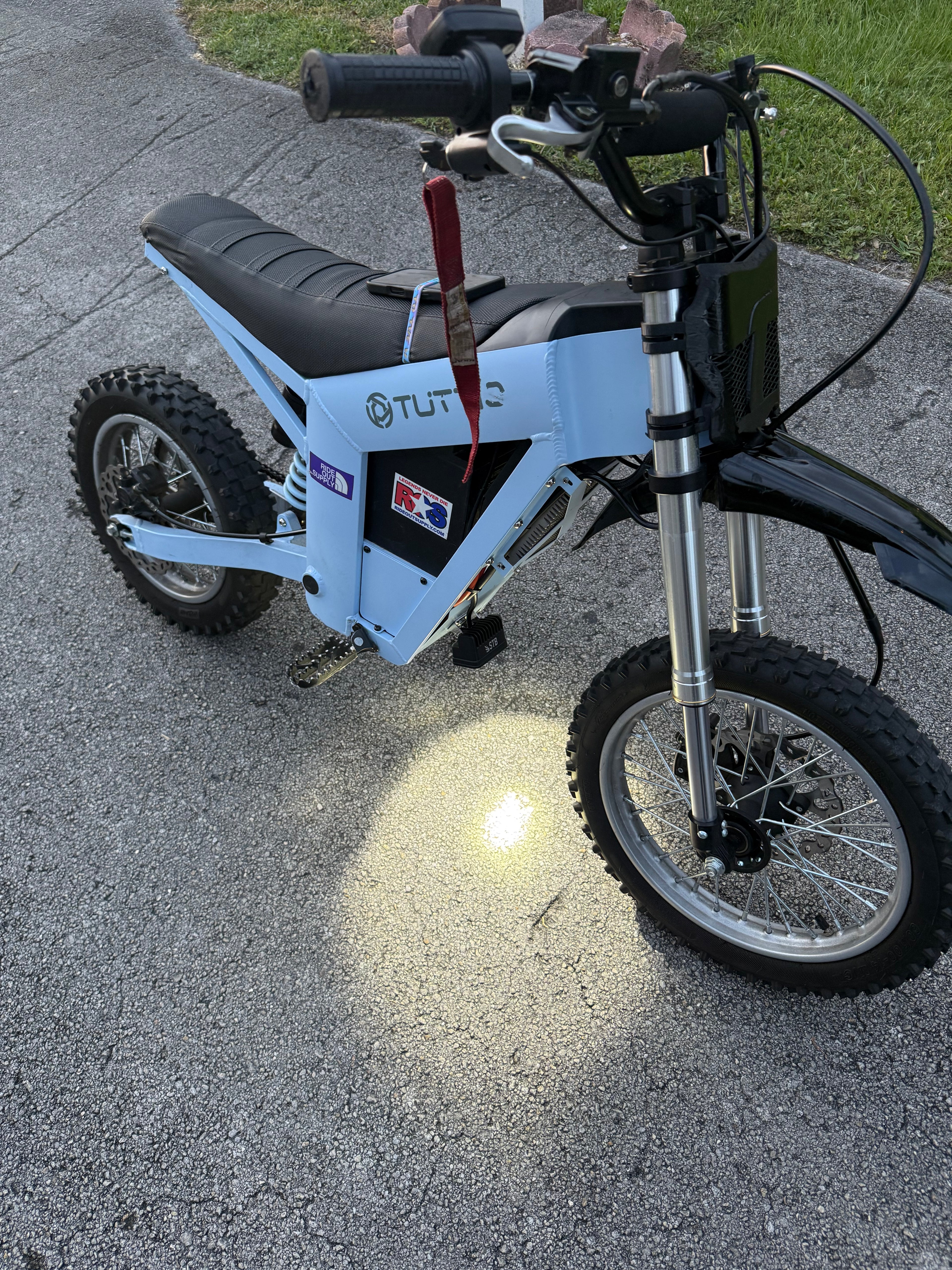 Tuttio / Yozma Wheelie Light — StreetBeam™