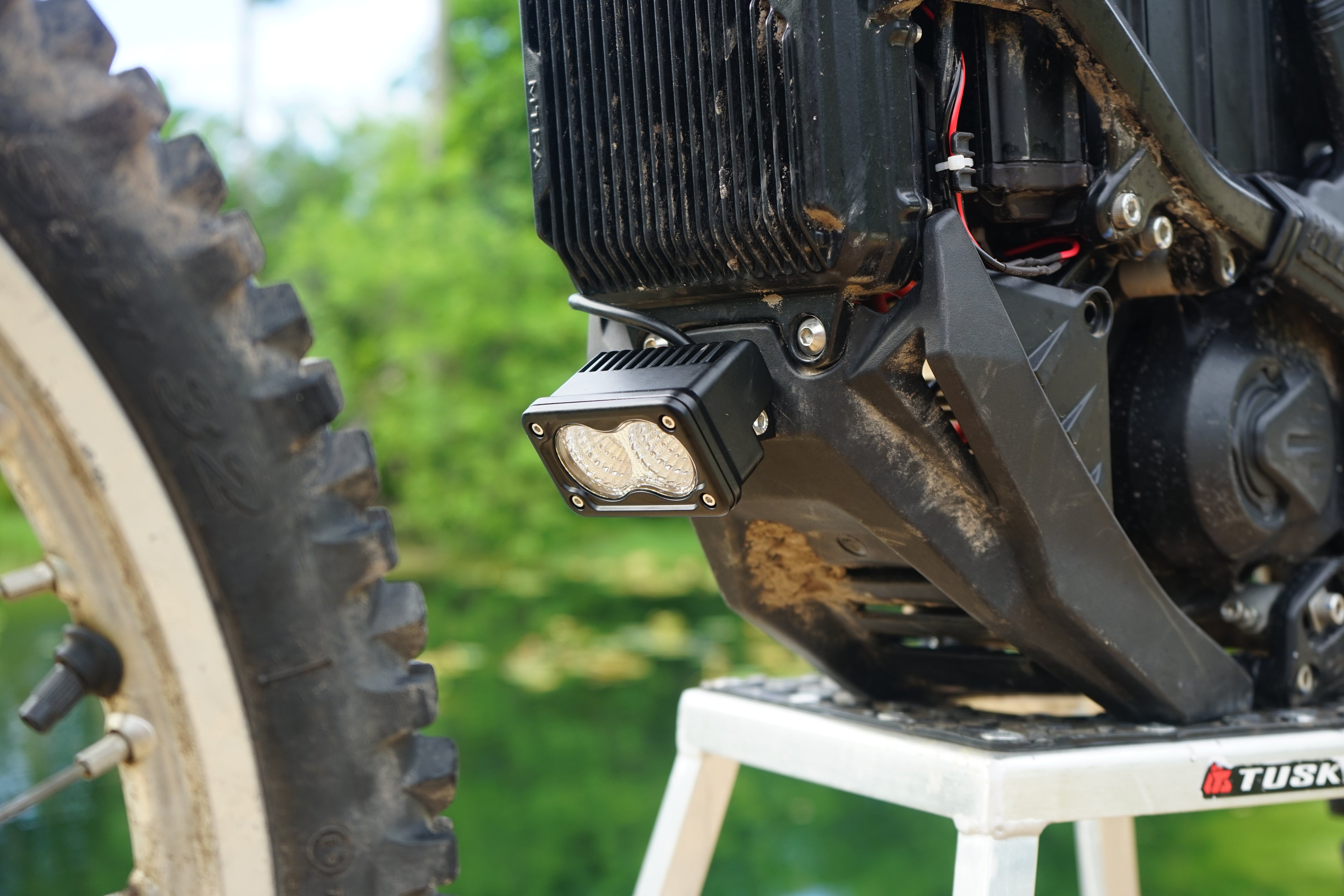 (Presale) Surron Ultra bee Wheelie Light
