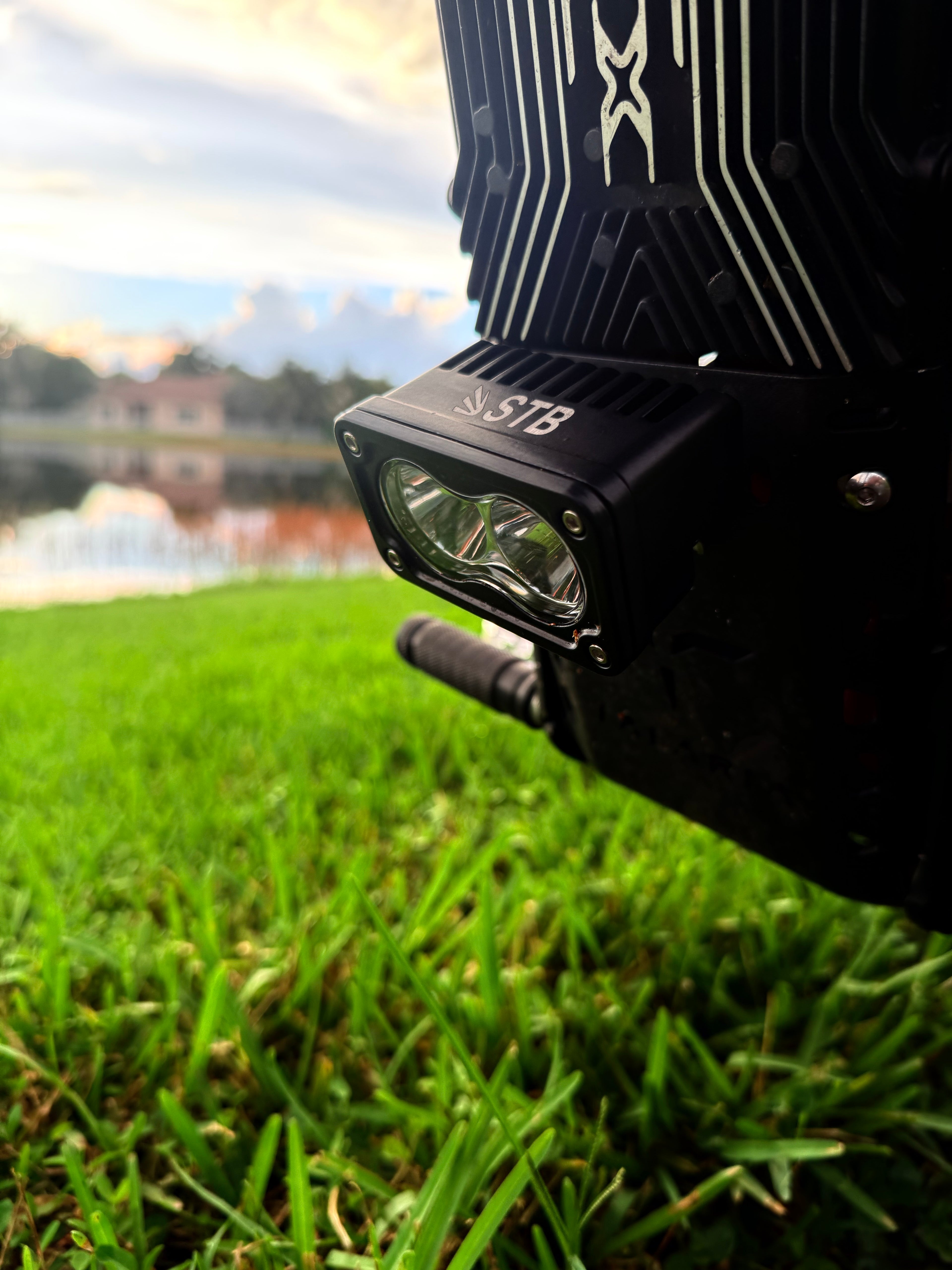 (Presale) Talaria xxx wheelie light