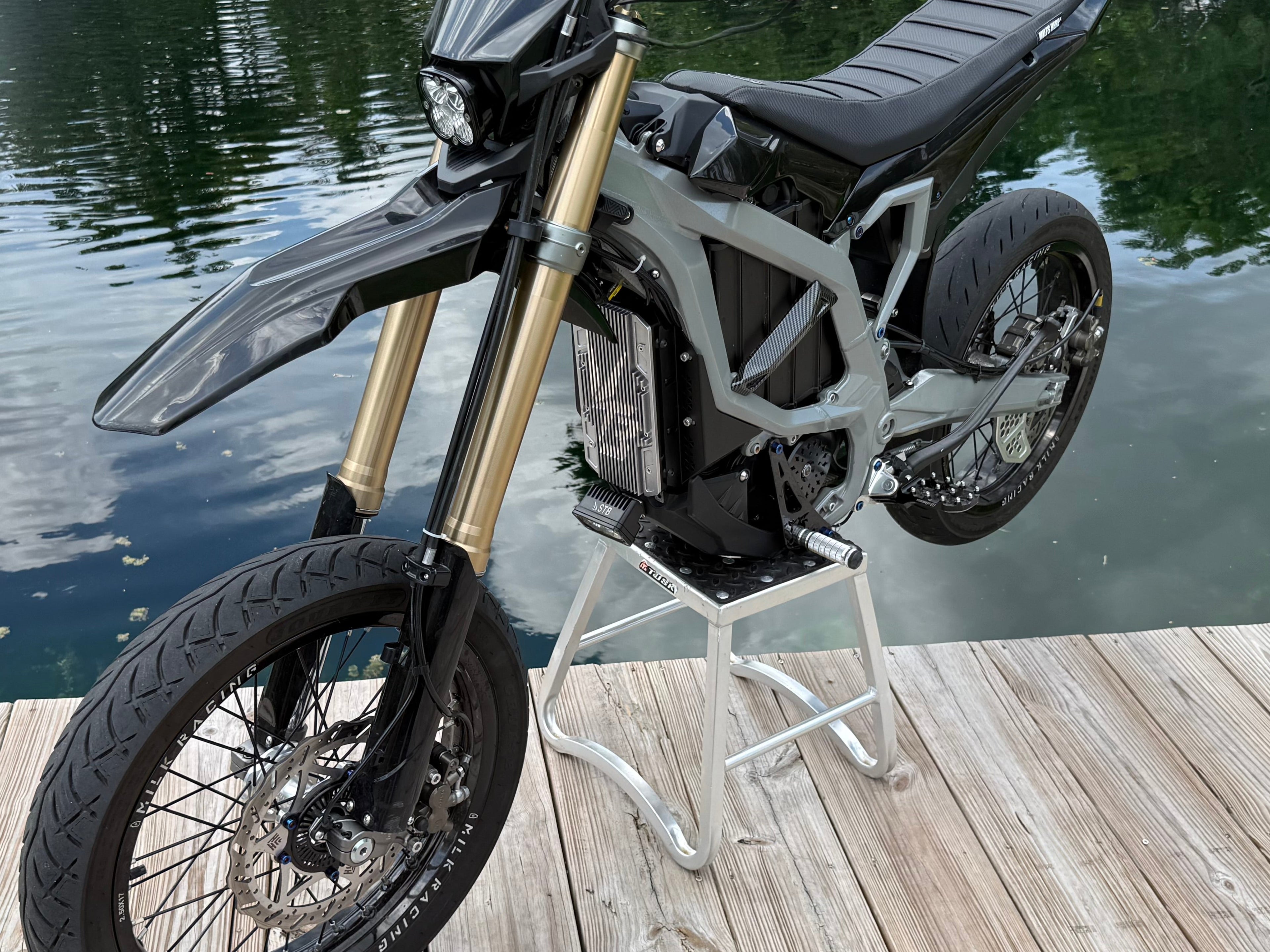 StreetBeam™ Wheelie Light — Sur-Ron Ultra Bee